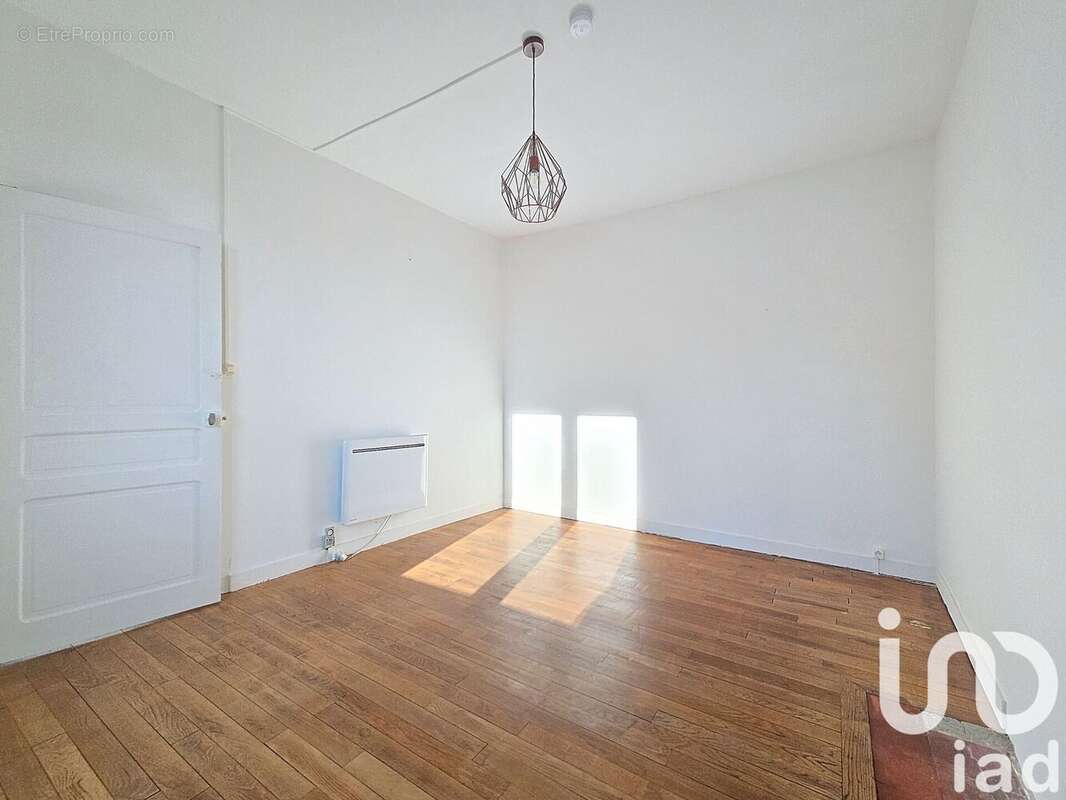 Photo 5 - Maison à LOUVIGNE-DU-DESERT
