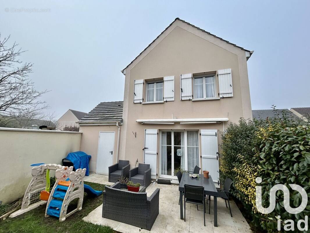 Photo 1 - Maison à FLEURY-MEROGIS