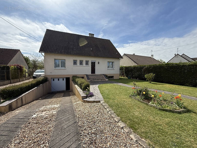 Maison à ABONDANT