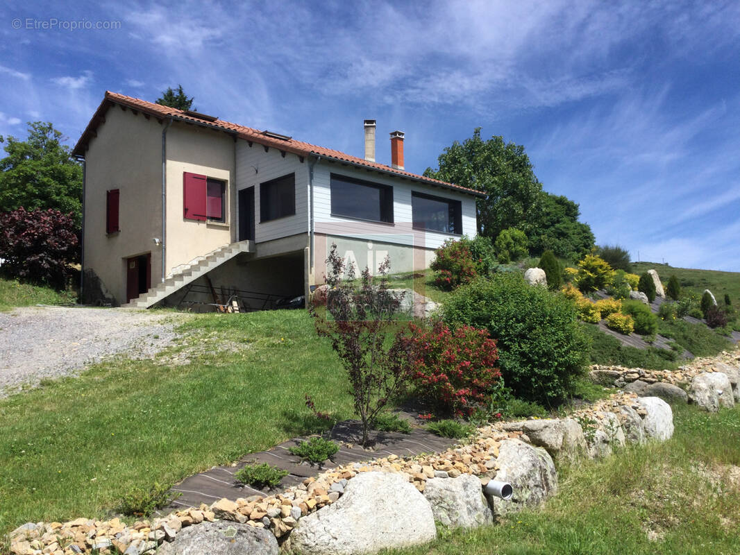 Maison à LANARCE