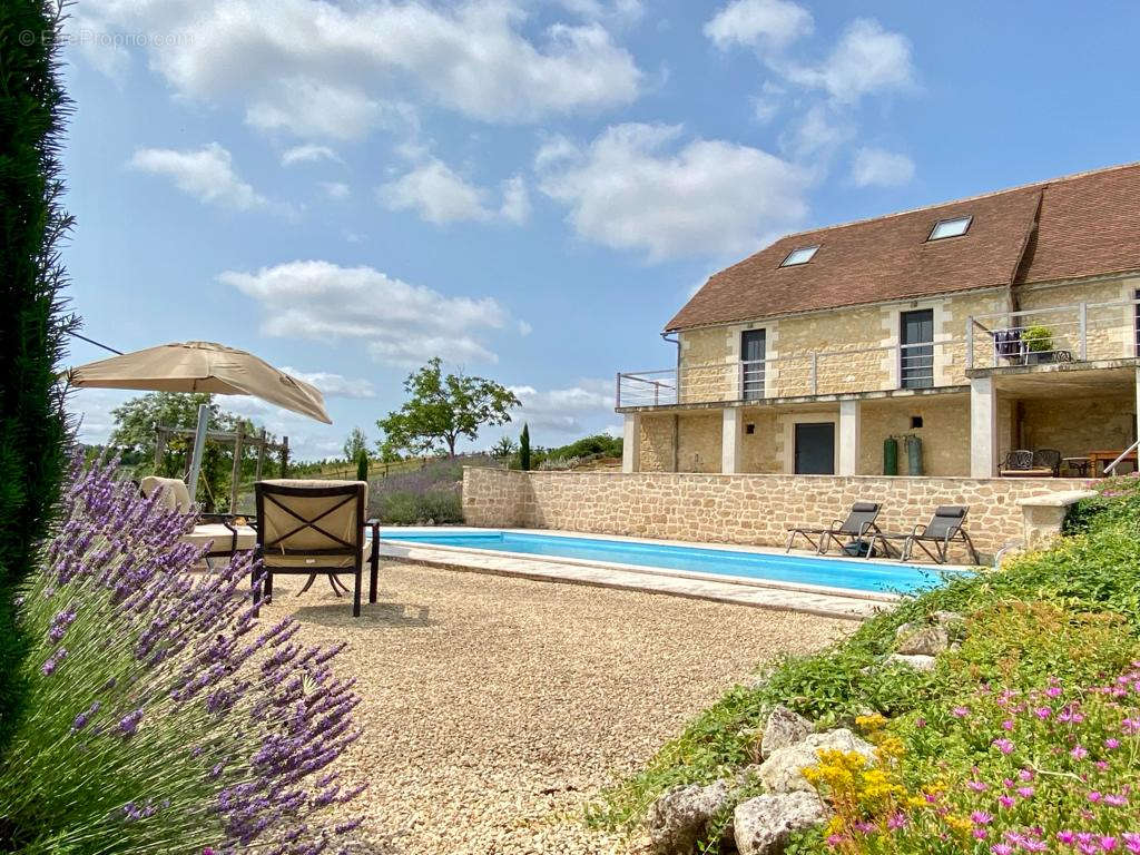 Maison à BEAUMONT-DU-PERIGORD