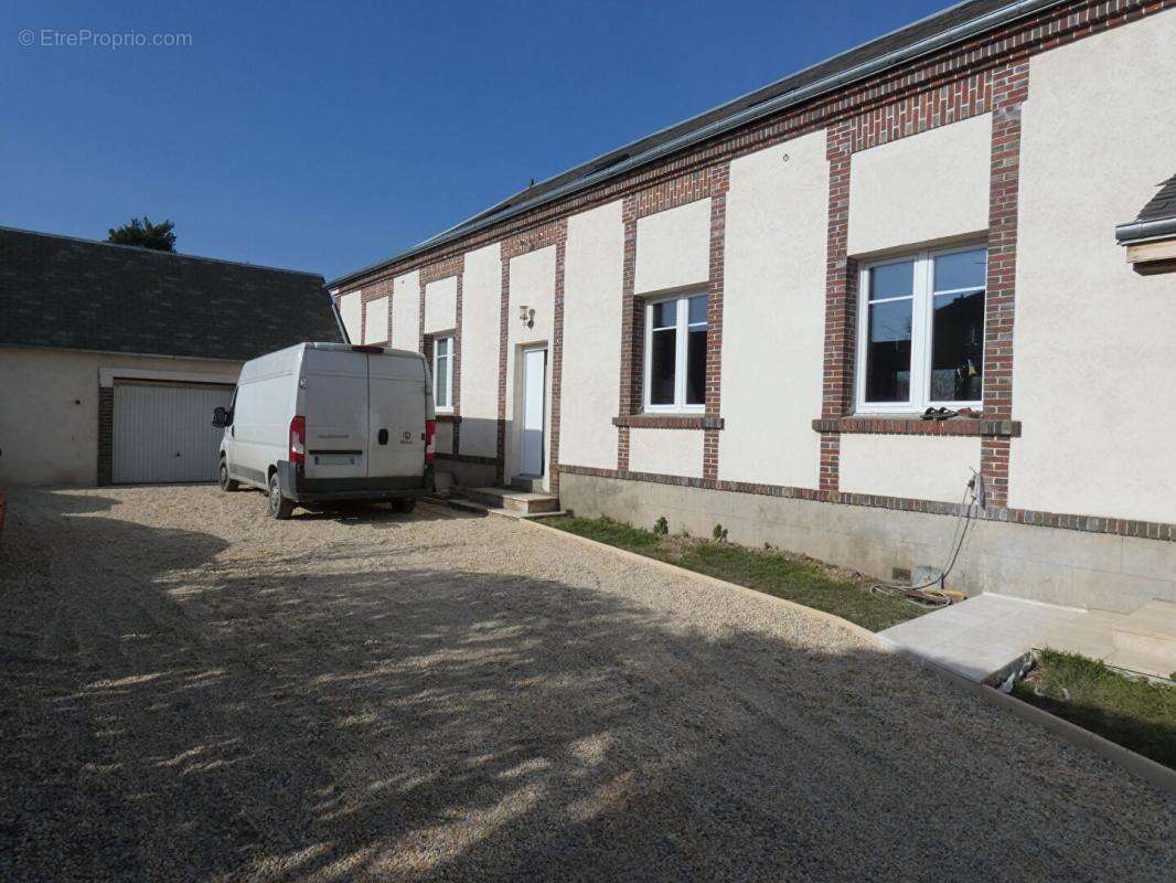Maison à BU