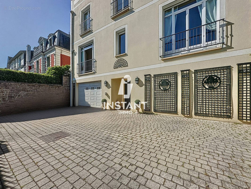 Maison à ABLON-SUR-SEINE