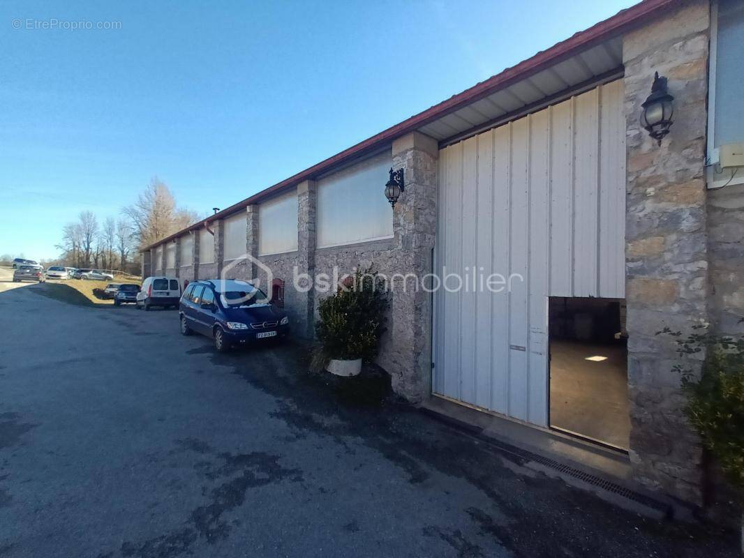 Commerce à LA BASTIDE-DE-SEROU