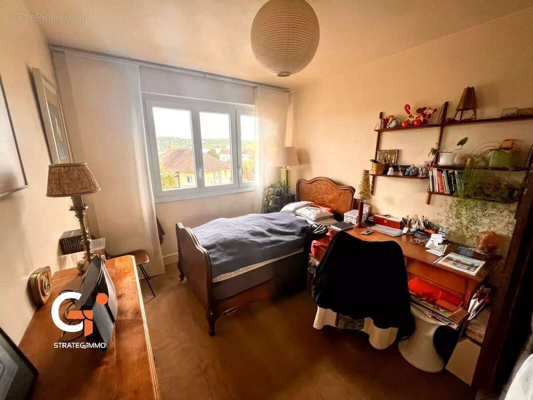Appartement à PETIT-COURONNE