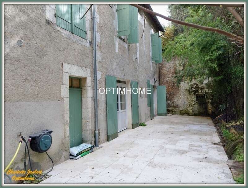 Maison à CHALAIS