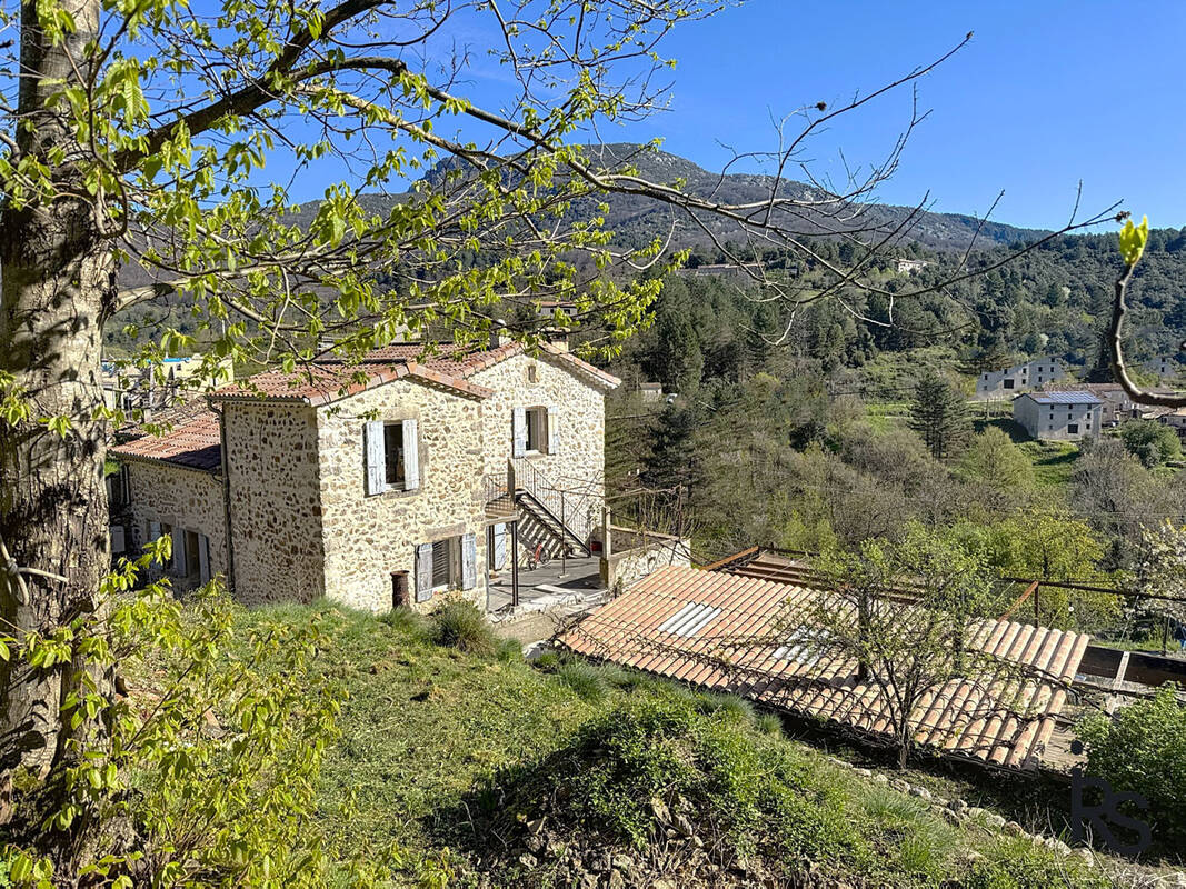 Maison à ROCLES