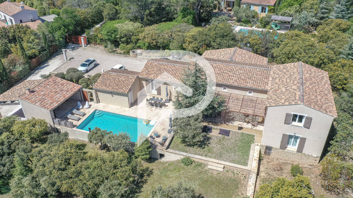 Maison à CABRIERES-D&#039;AVIGNON