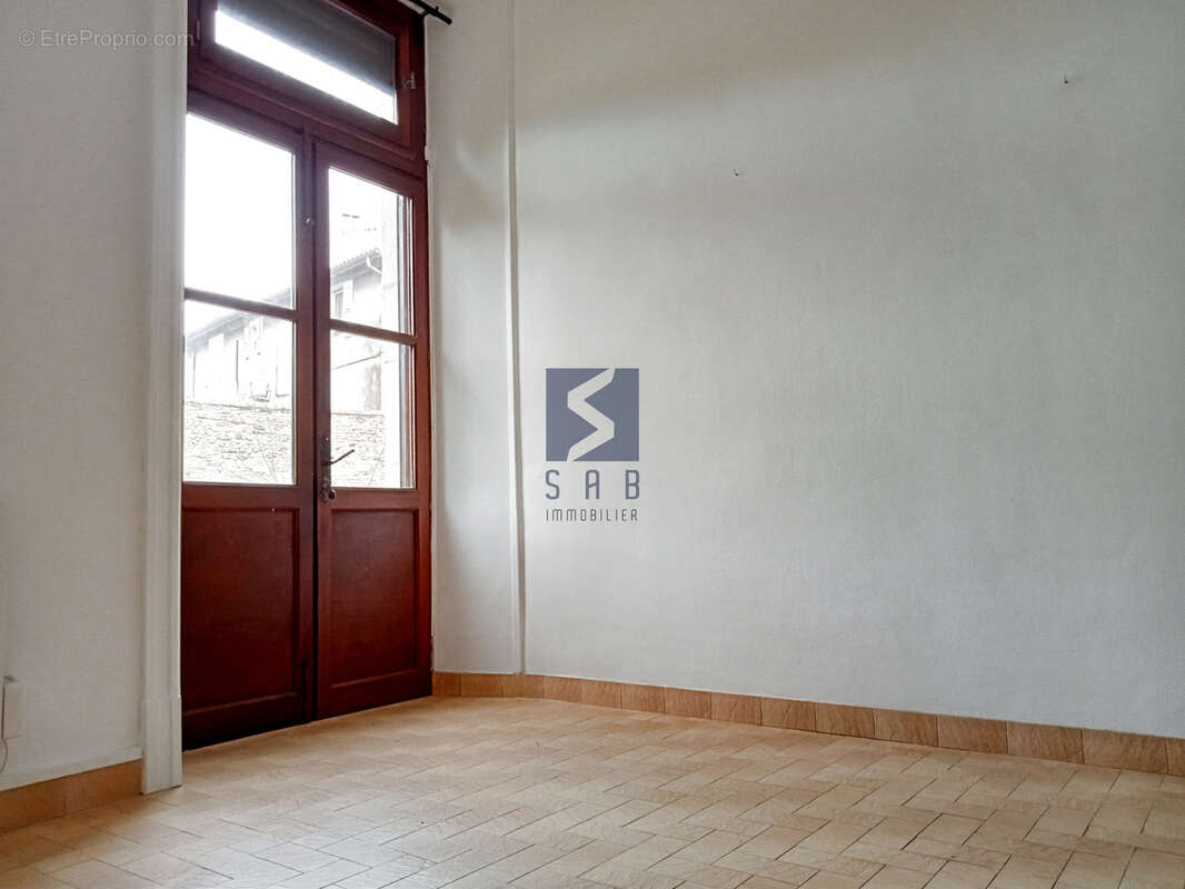 Appartement à BEAUCHASTEL