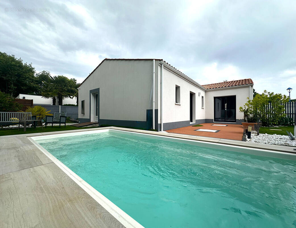 Maison à ETAULES