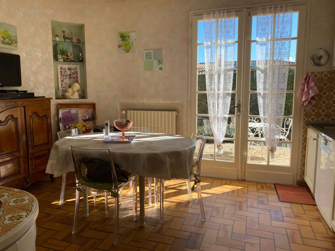 Maison à AUSSILLON