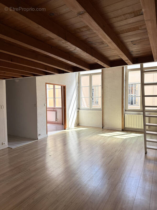 Appartement à LYON-1E