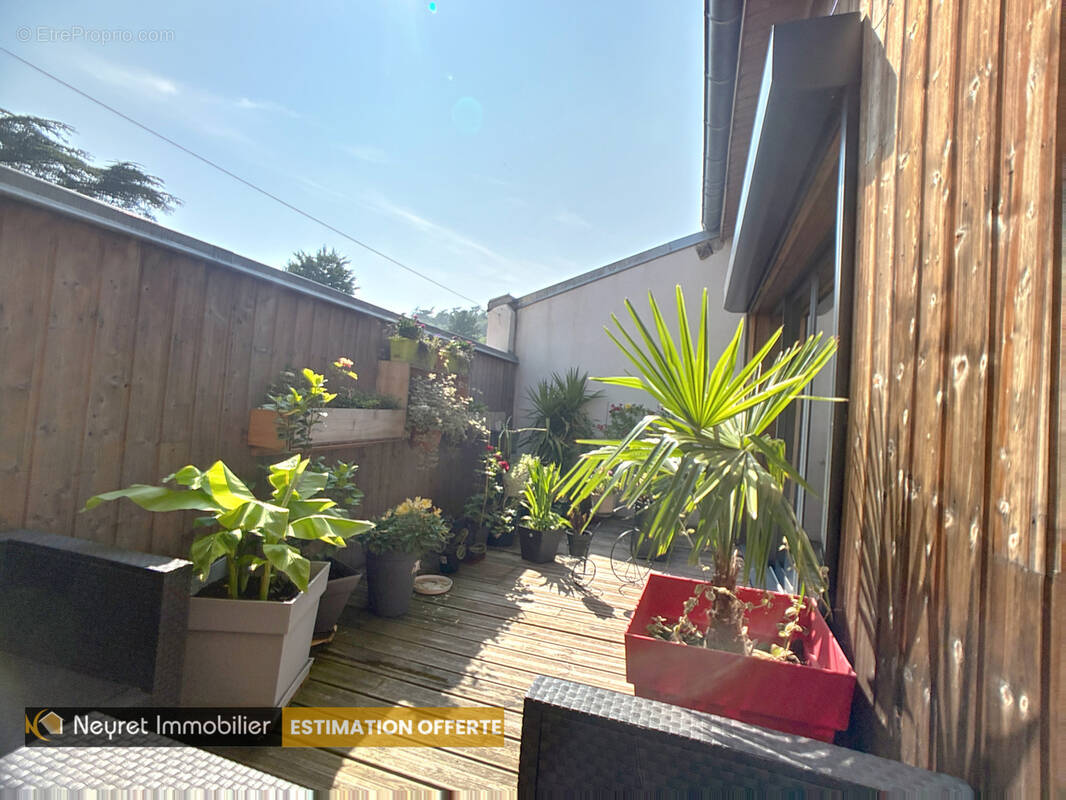 Appartement à VERNAISON