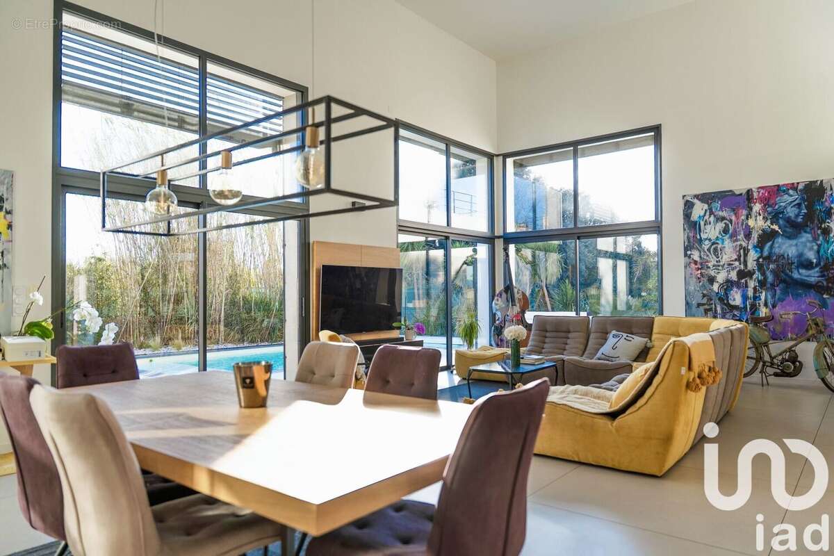 Photo 2 - Maison à SIX-FOURS-LES-PLAGES