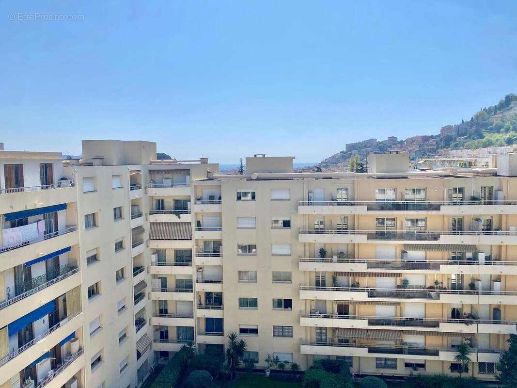   - Appartement à NICE