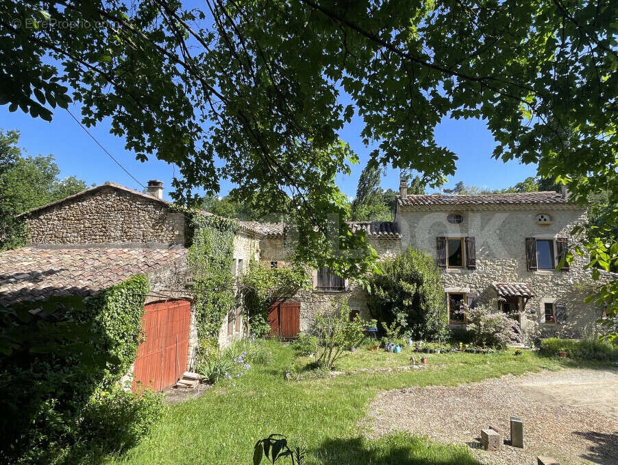 Maison à DIEULEFIT