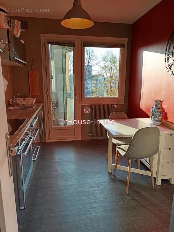 Appartement à SAINT-JACQUES-DE-LA-LANDE