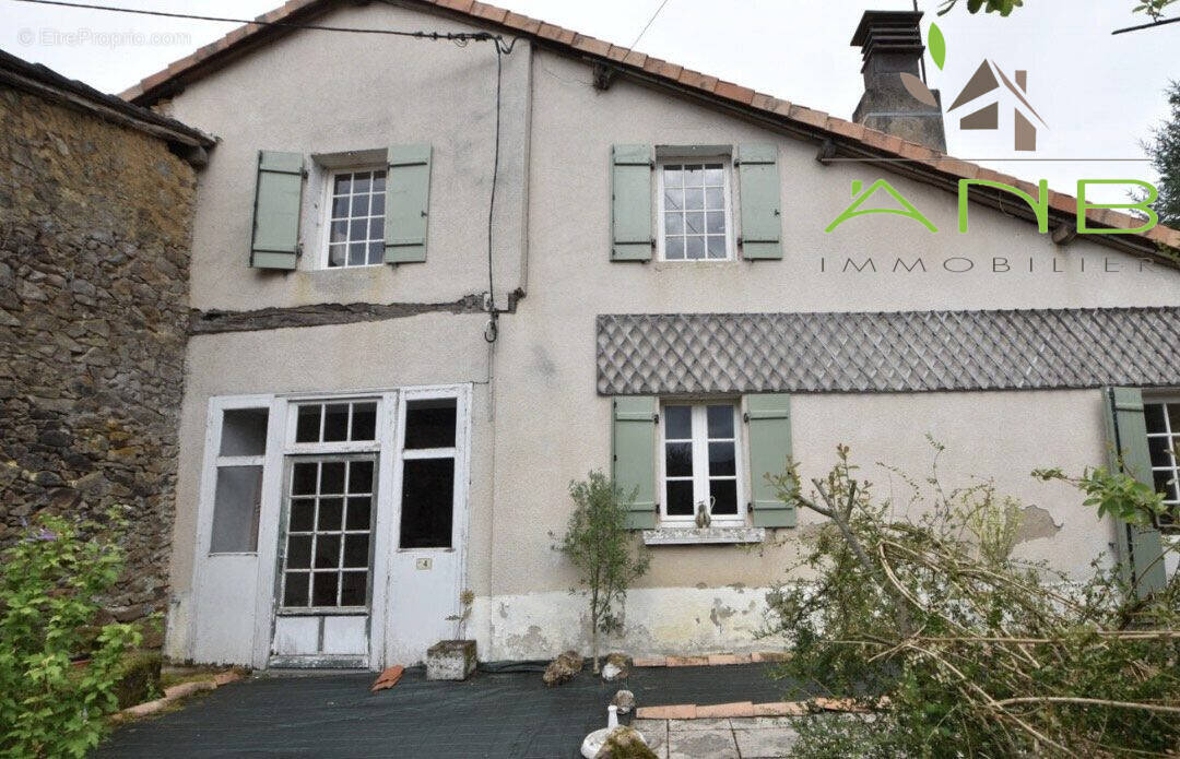 Maison à ECURAS
