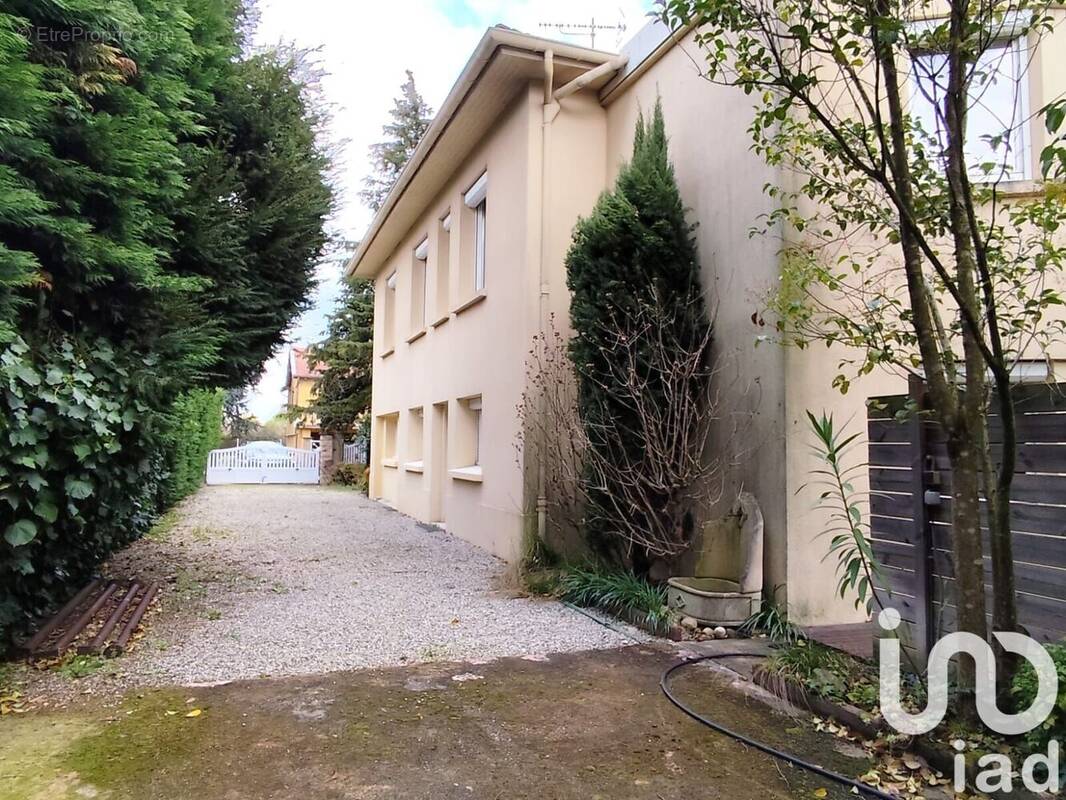Photo 1 - Maison à GUILHERAND-GRANGES
