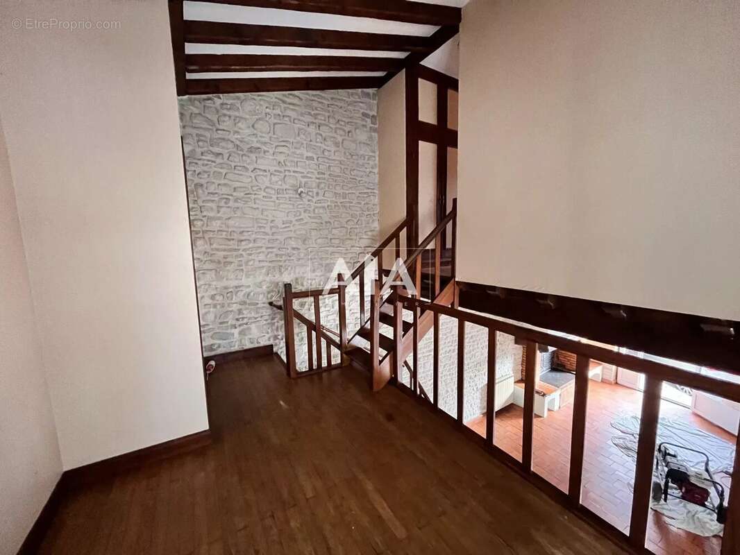 Appartement à MAINE-DE-BOIXE