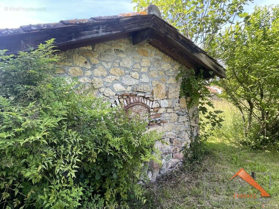 Maison à SAINT-MARTORY