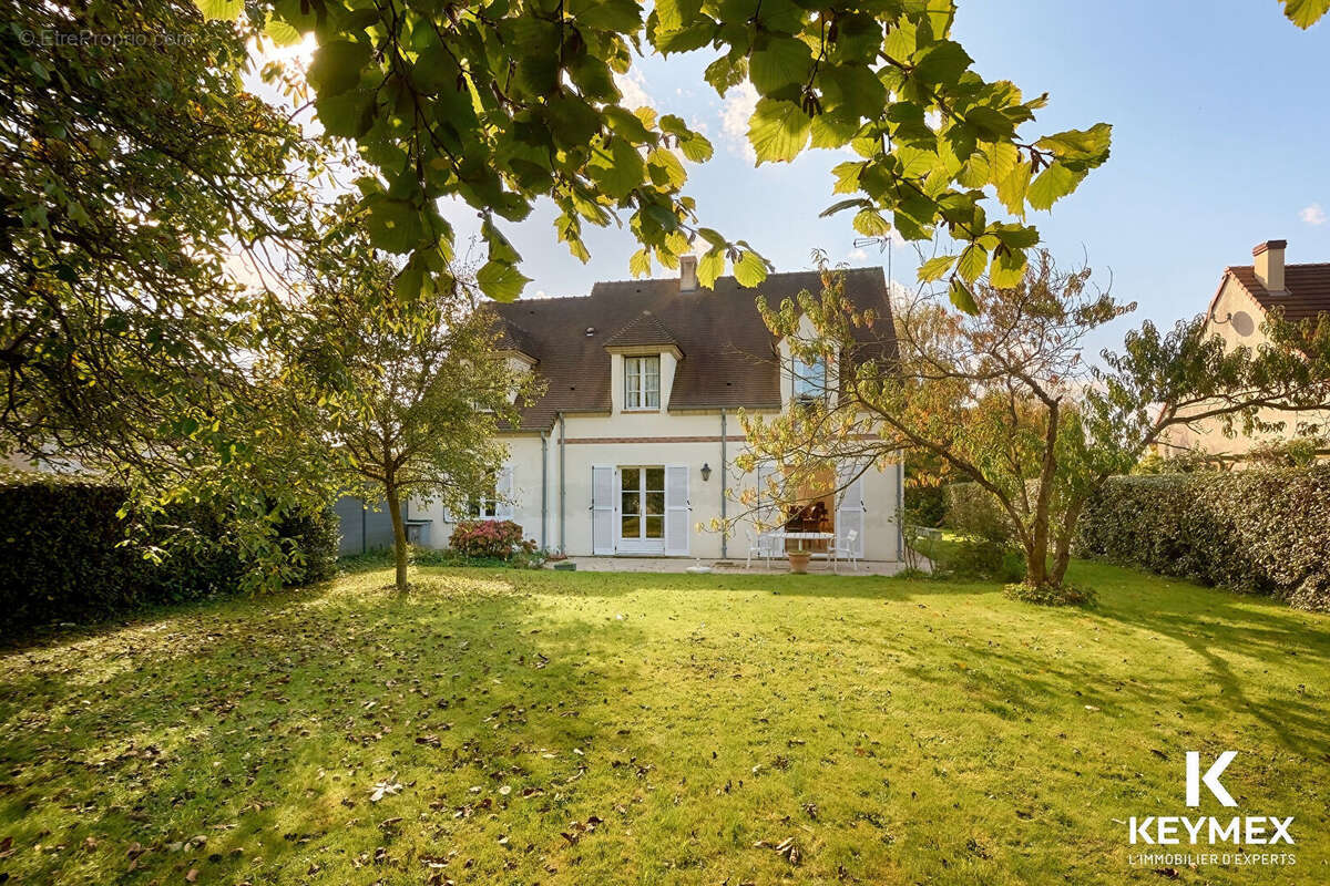 Maison à ENNERY