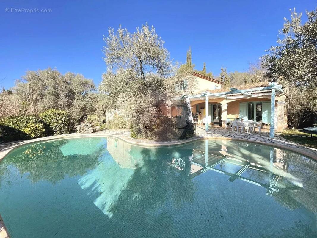 Maison à FAYENCE