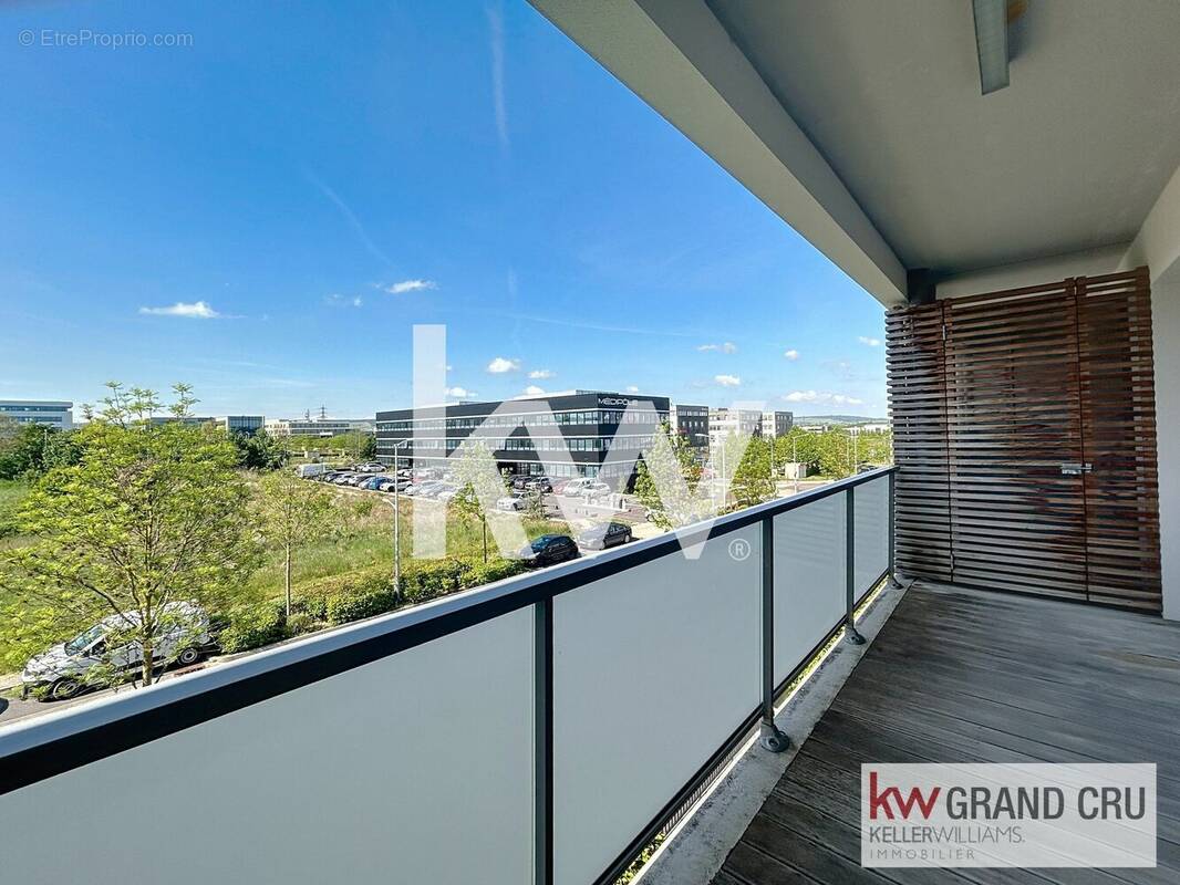 Appartement à BEZANNES