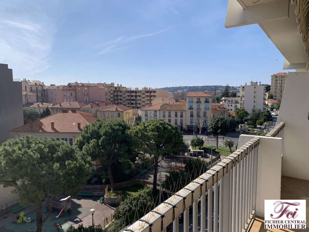 Appartement à MENTON