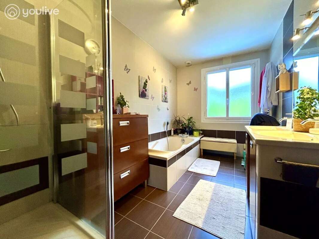Appartement à SAINT-BARTHELEMY-D&#039;ANJOU
