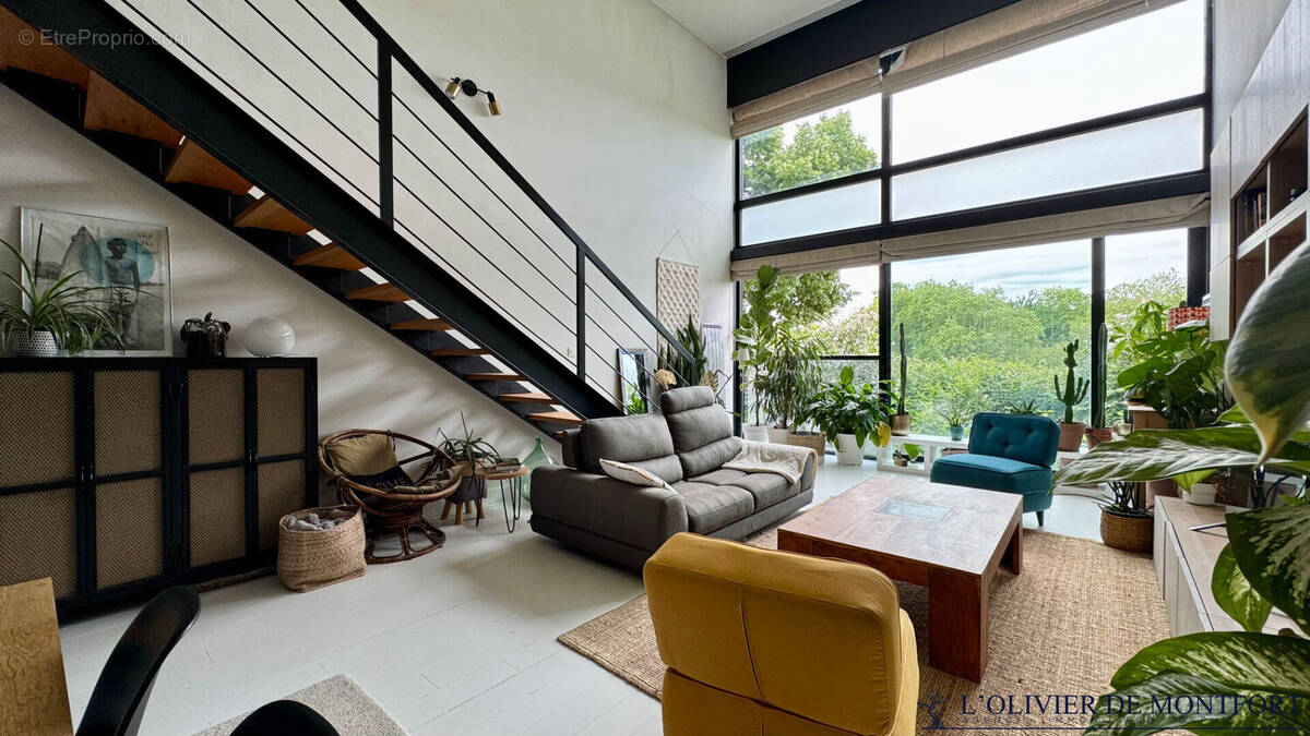 Appartement à MONTIGNY-LE-BRETONNEUX