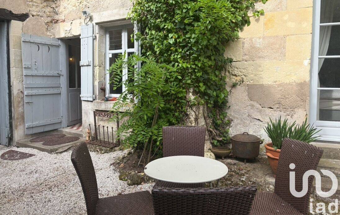Photo 1 - Maison à POCE-SUR-CISSE