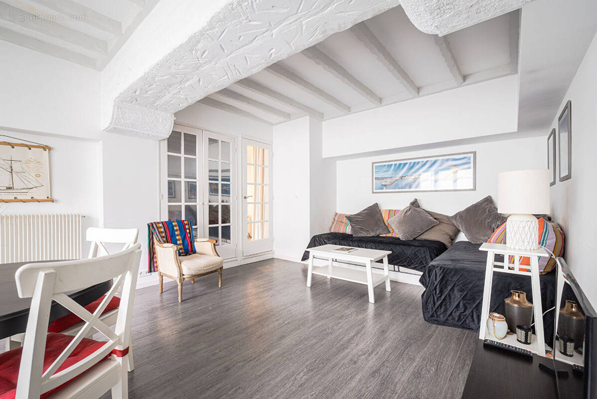 Appartement à CIBOURE