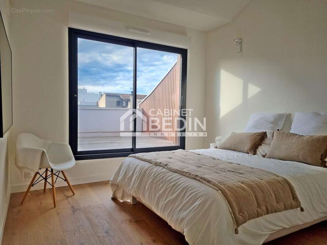 Appartement à BORDEAUX
