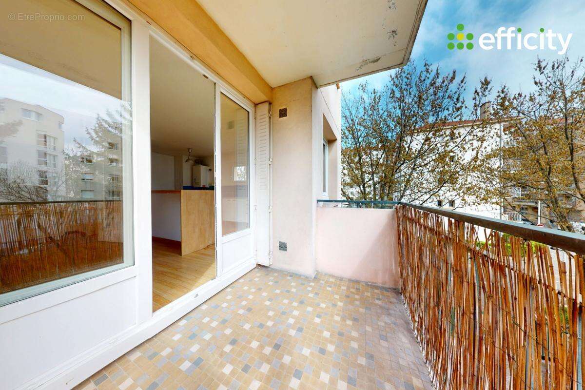 Appartement à LYON-3E