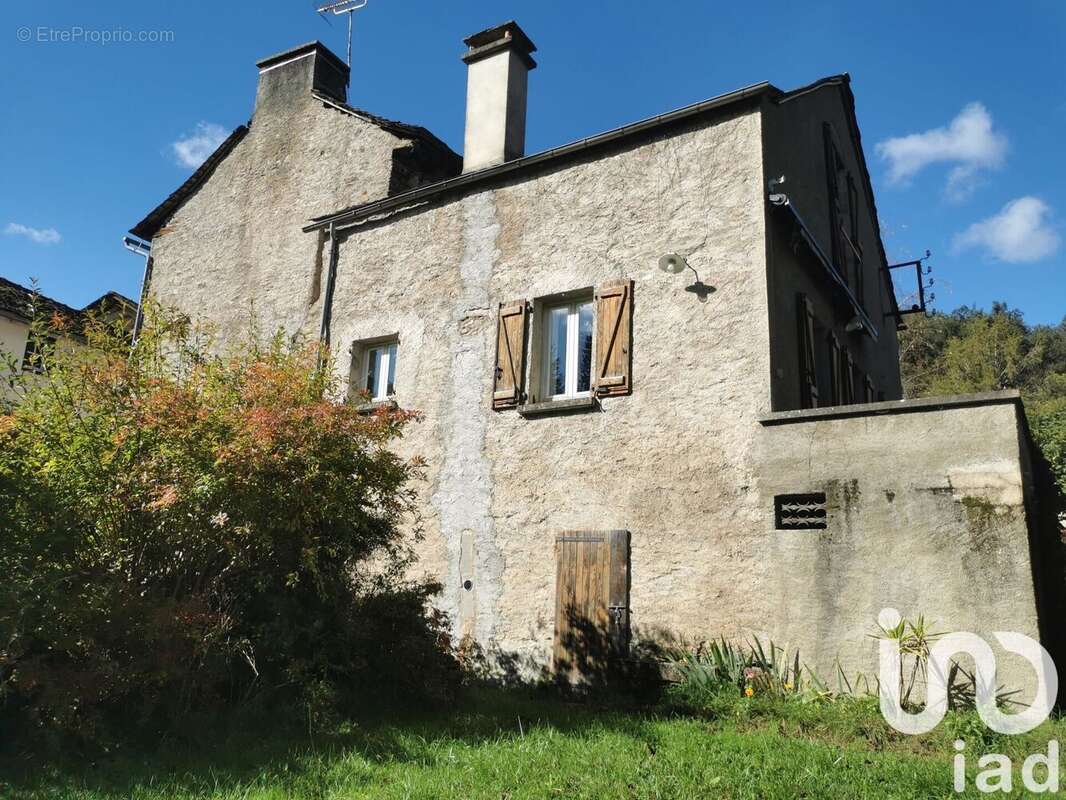 Photo 1 - Maison à SAINT-JUST-SUR-VIAUR