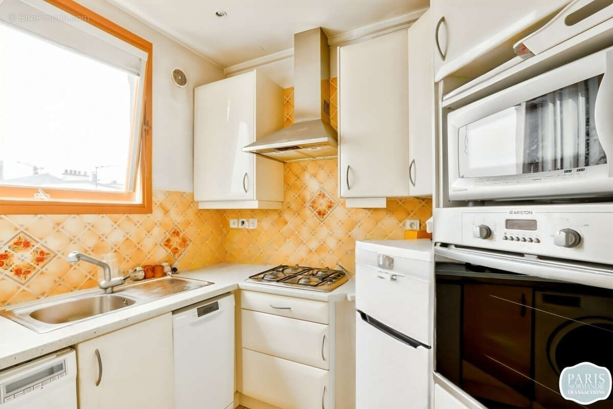 Appartement à PARIS-9E