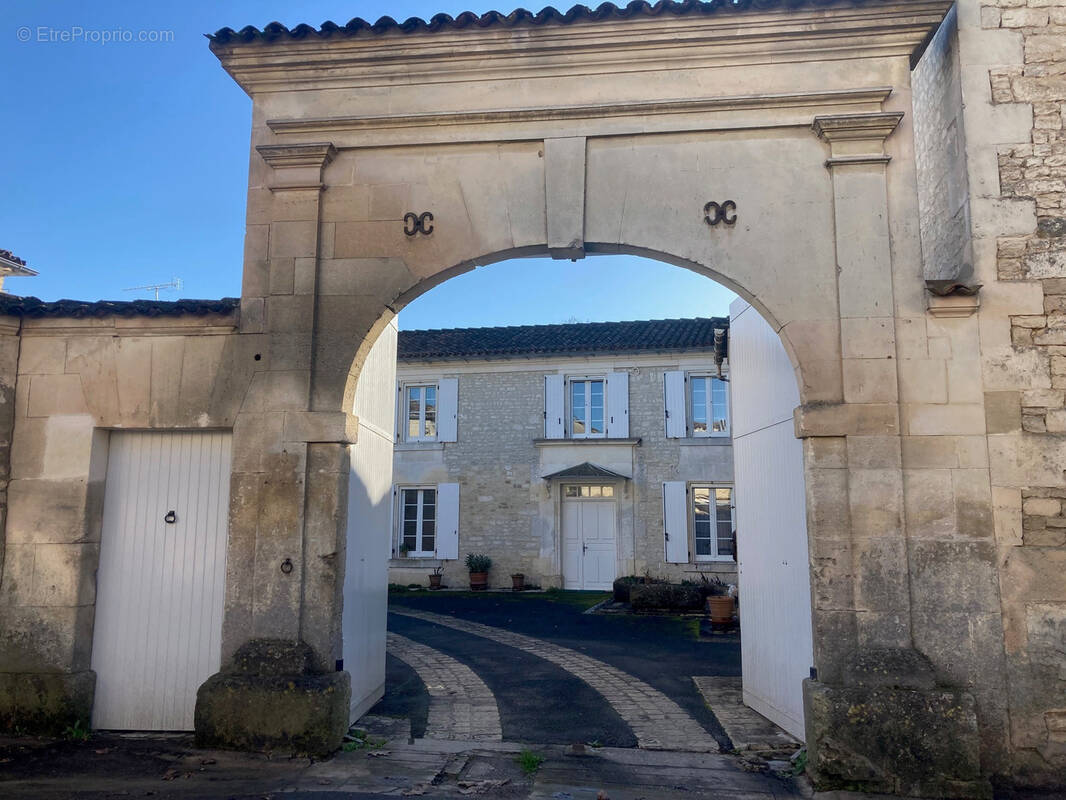 Maison à MERIGNAC