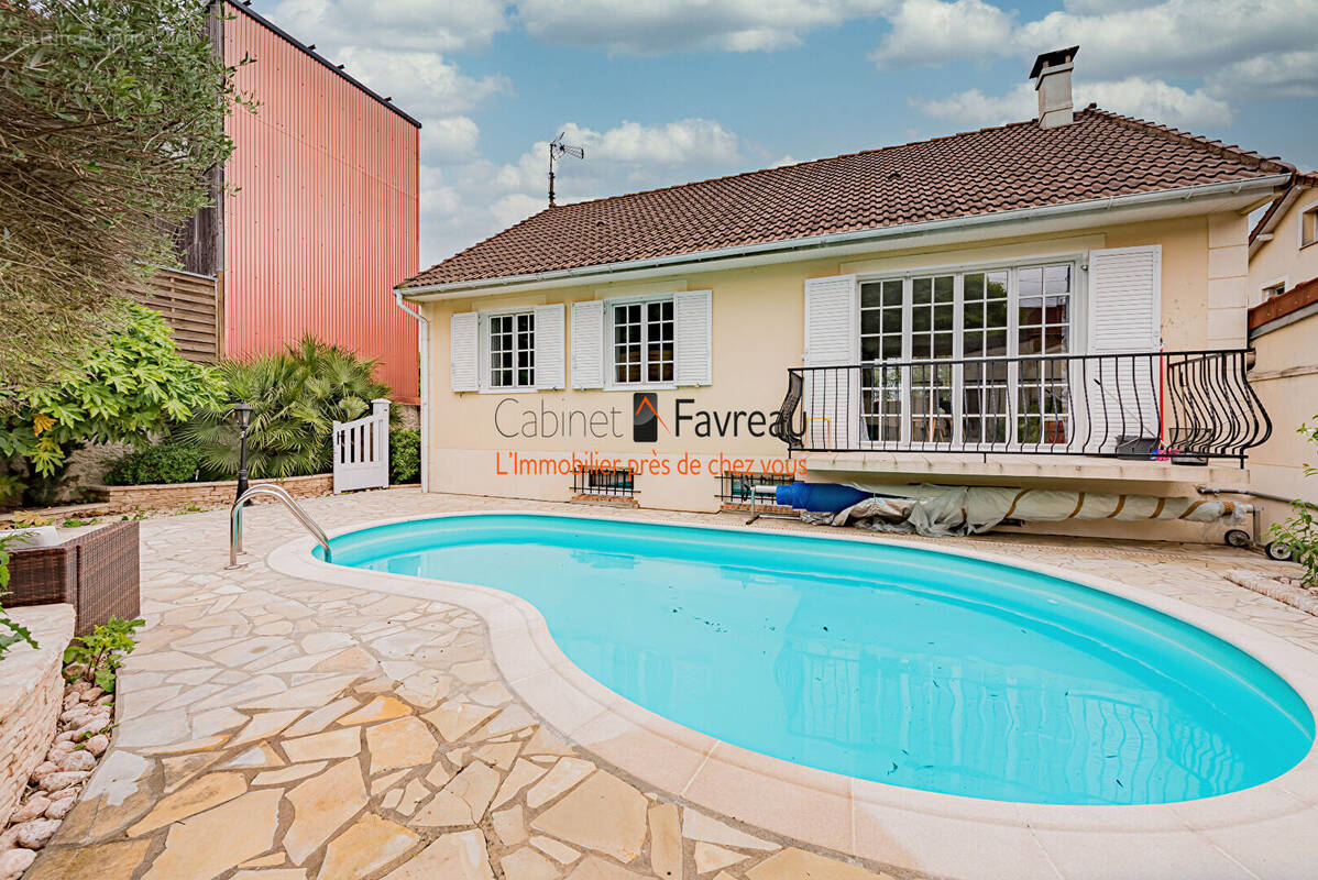 Maison à VILLEJUIF