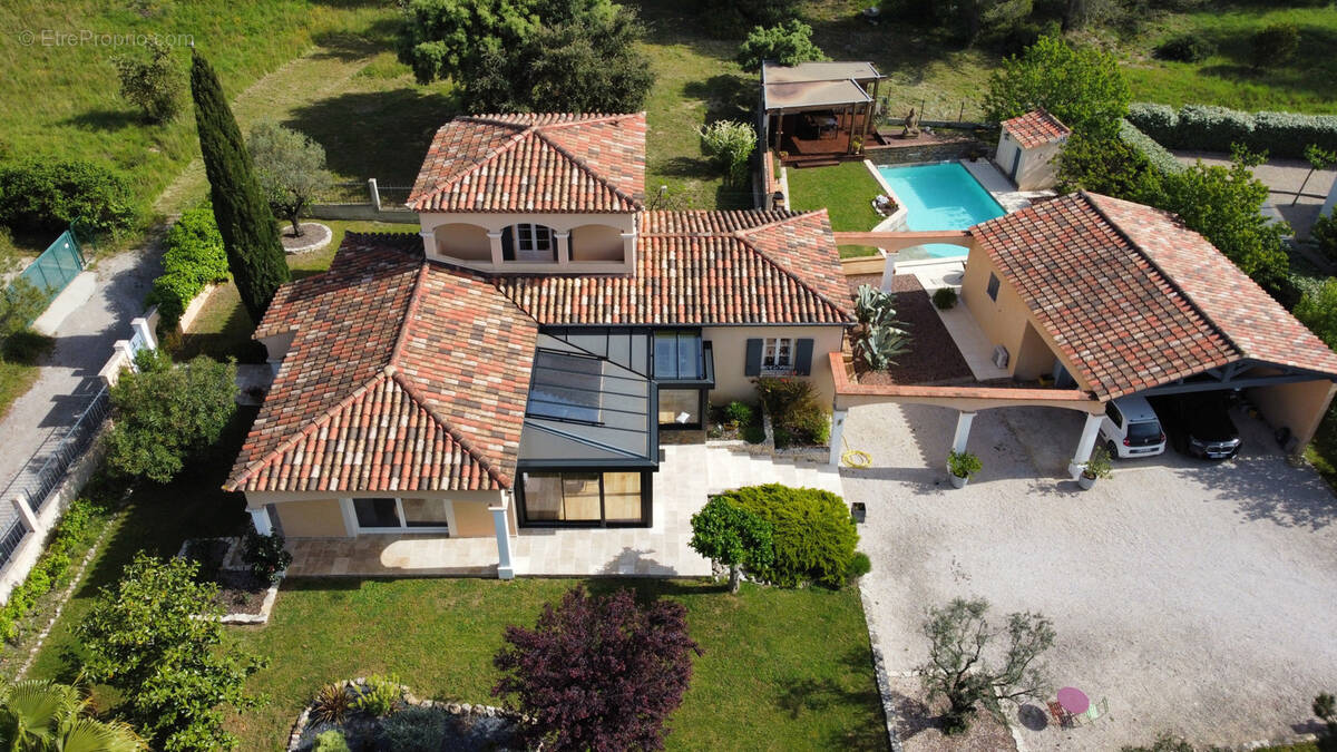 Maison à GUZARGUES