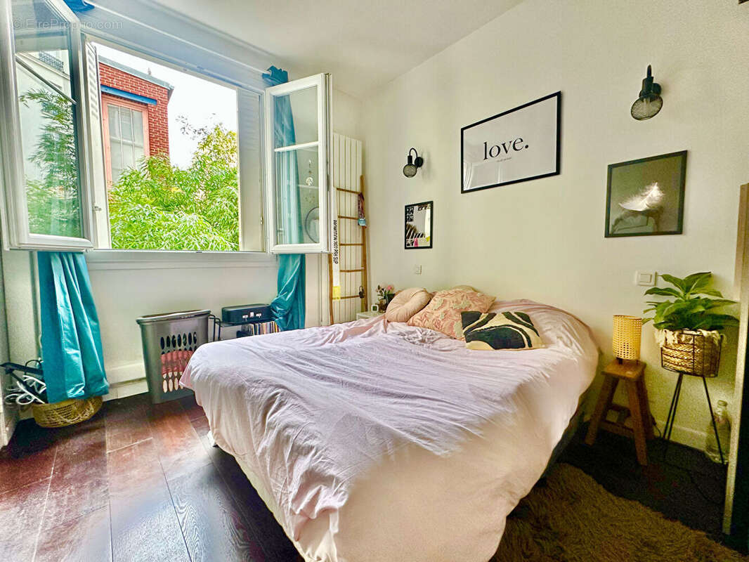 Appartement à PARIS-11E