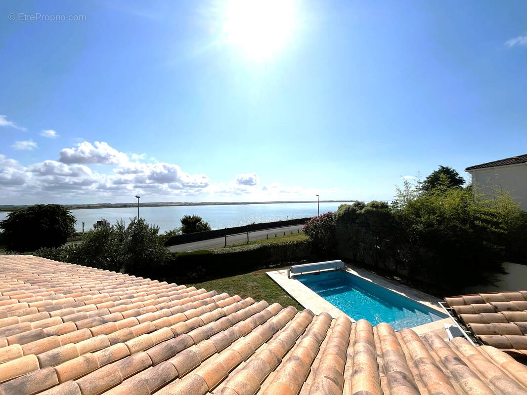 Maison à MESCHERS-SUR-GIRONDE