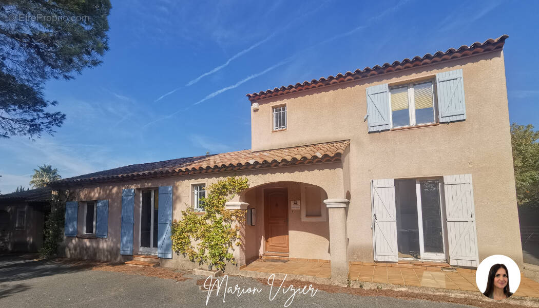 Maison à LE MUY