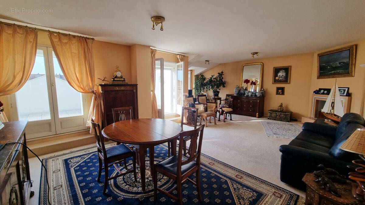Appartement à ERMONT