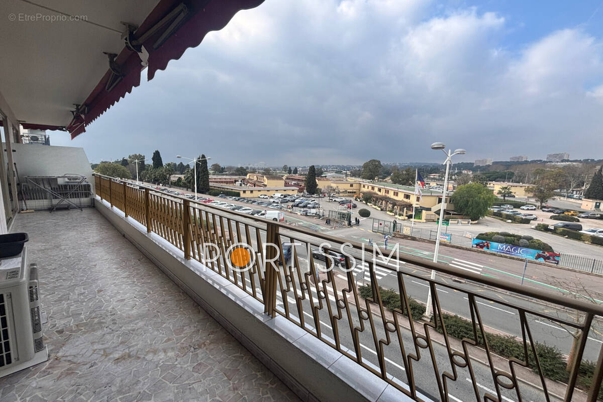 Appartement à CAGNES-SUR-MER