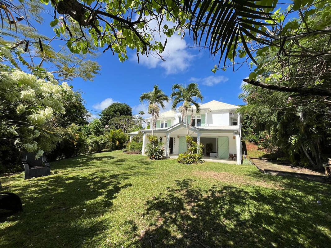 Maison à GOYAVE