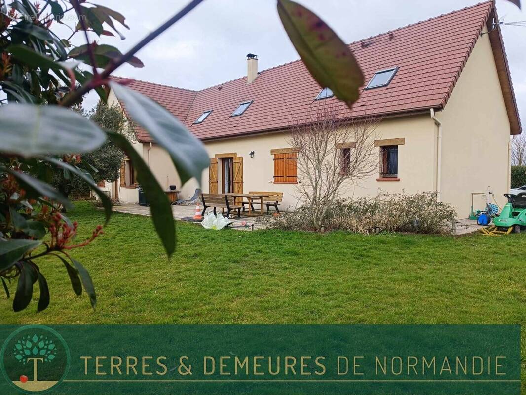 Maison à LIEUREY