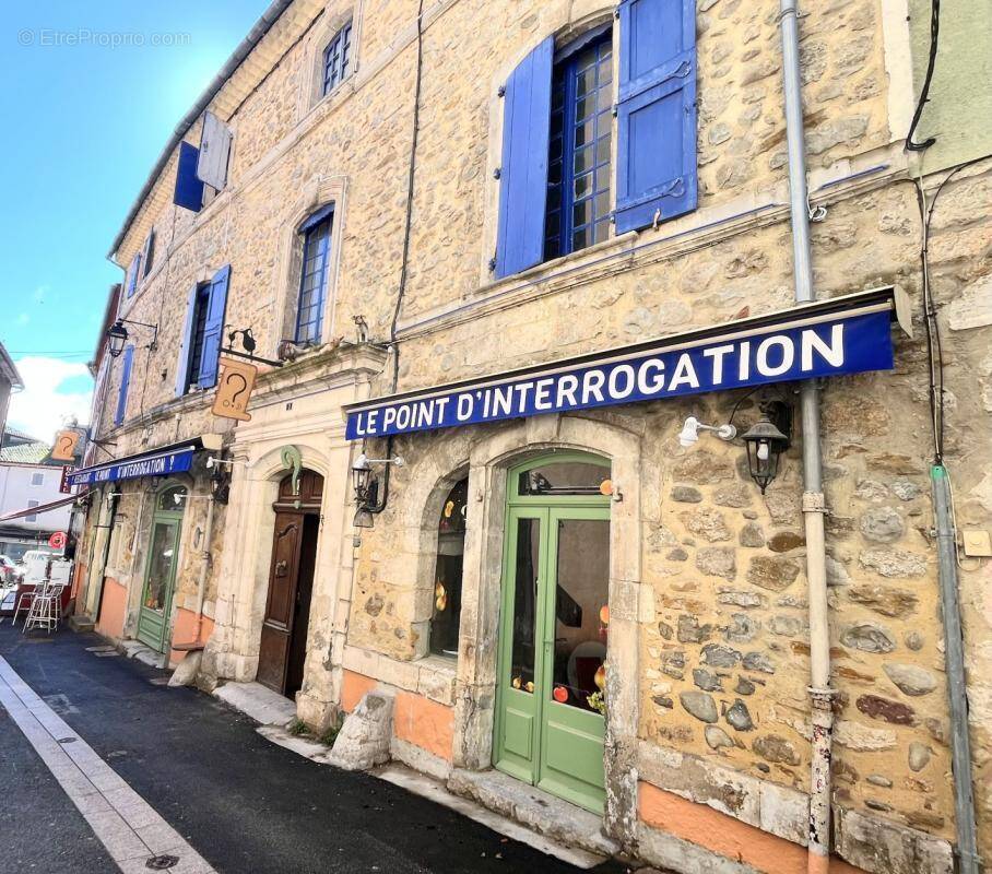 Commerce à VALLON-PONT-D&#039;ARC