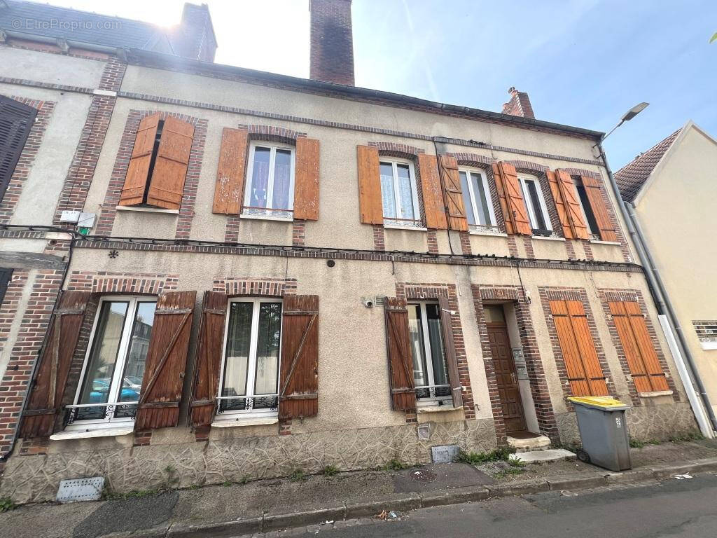 Appartement à SENS