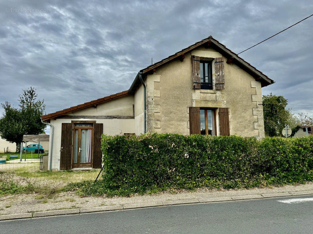 Maison à LA FORCE